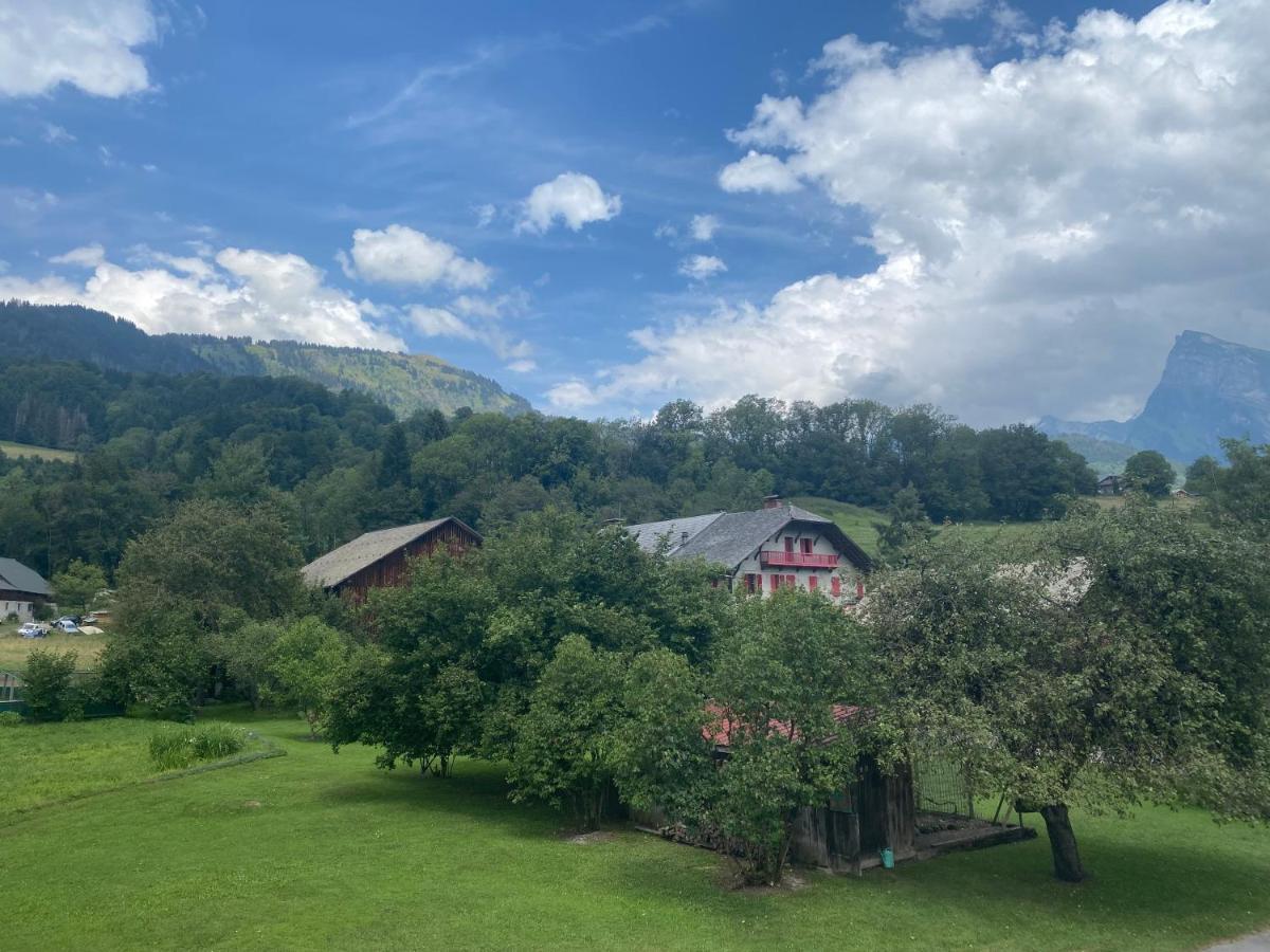 Chambre Des Chenets Samoëns Exterior foto